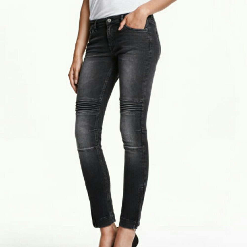 H&M • skinny low cropped ankle moto jeans